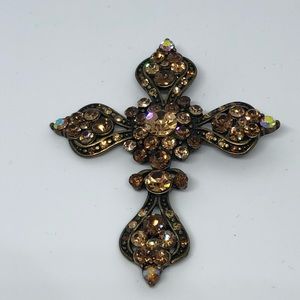 🚨Vintage brooch 4/20.00